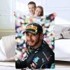 2f772a9eea2edd3387f47ab218c54bf0 - Lewis Hamilton Store